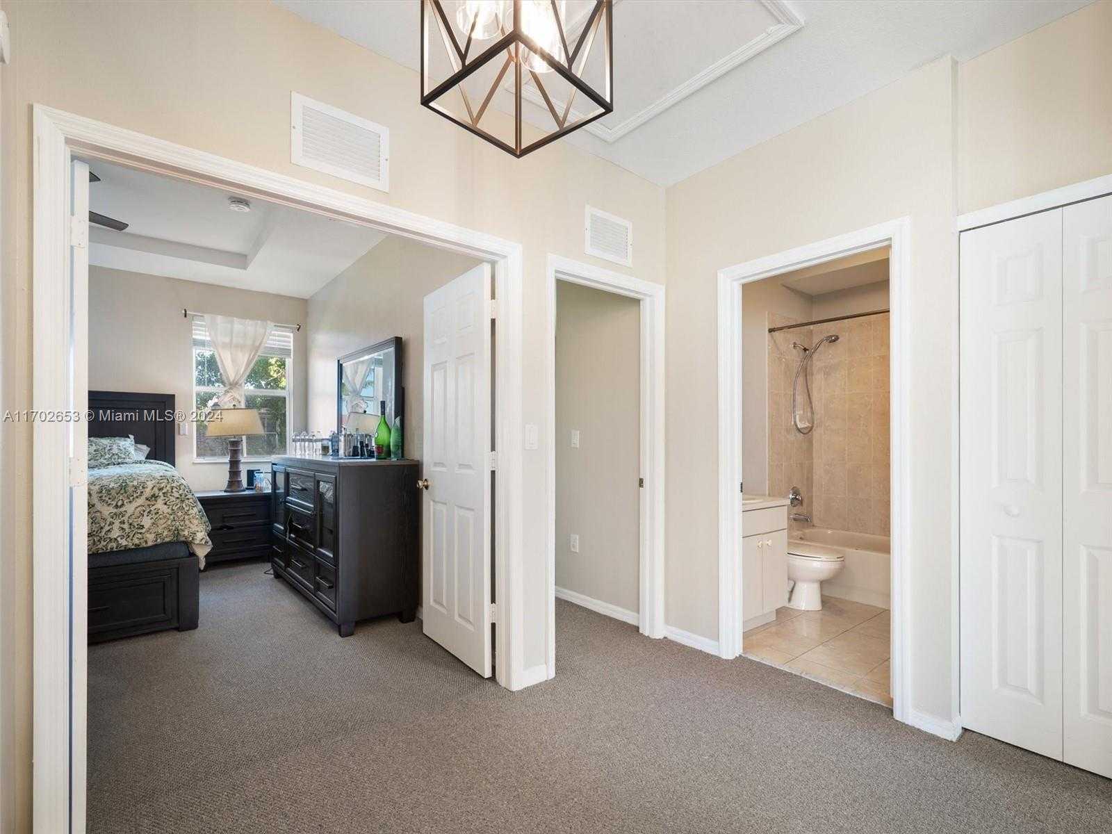Small Image of 13813 SOUTH WEST 275TH TER, Homestead Number 21