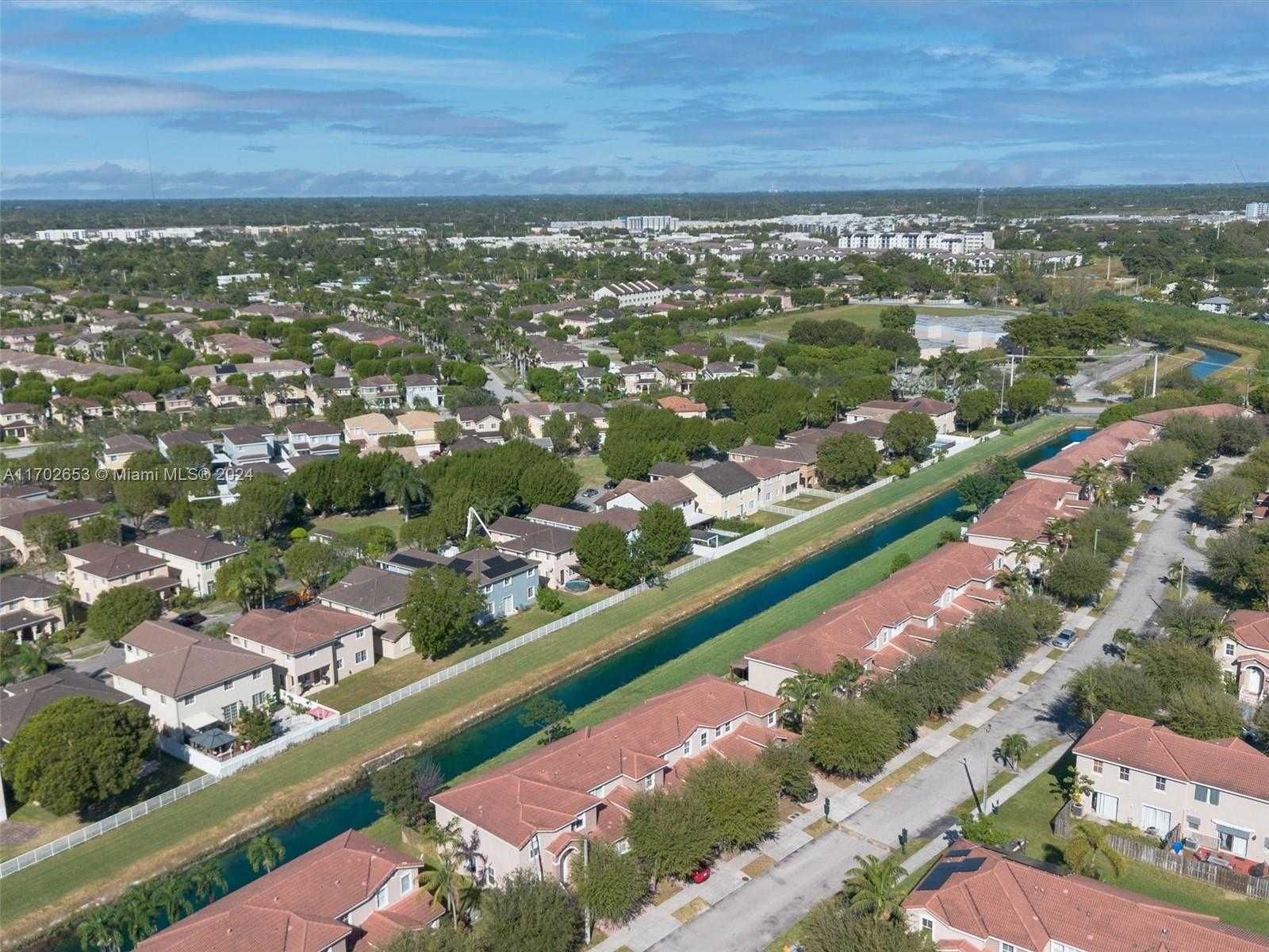 Small Image of 13813 SOUTH WEST 275TH TER, Homestead Number 31