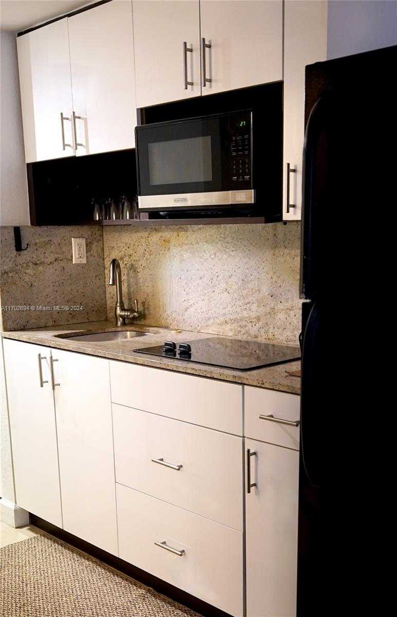 Small Image of 19201 COLLINS AVE #726, Sunny Isles Beach Number 6