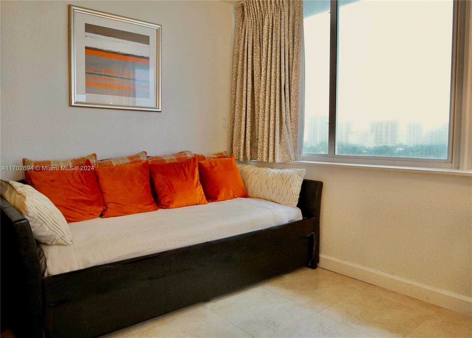 Small Image of 19201 COLLINS AVE #726, Sunny Isles Beach Number 7