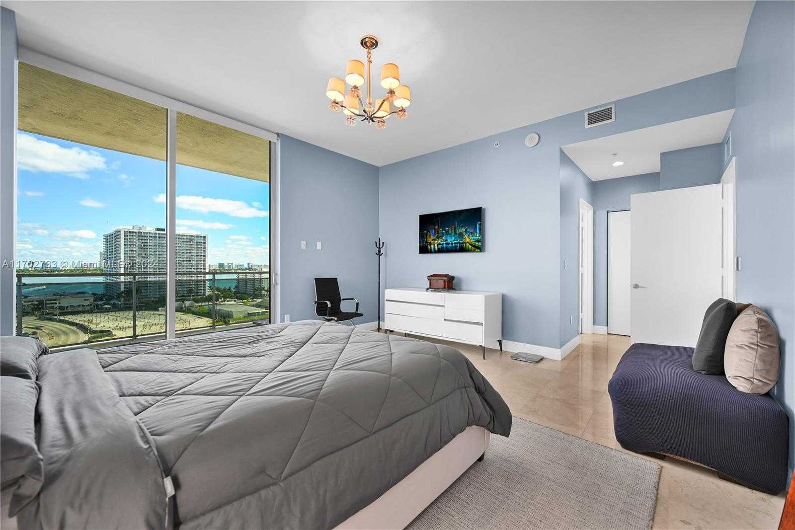 Small Image of 7901 HISPANOLA AVE #1211, North Bay Village Number 11