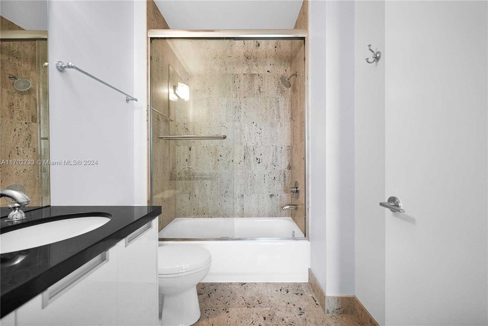 Small Image of 7901 HISPANOLA AVE #1211, North Bay Village Number 21