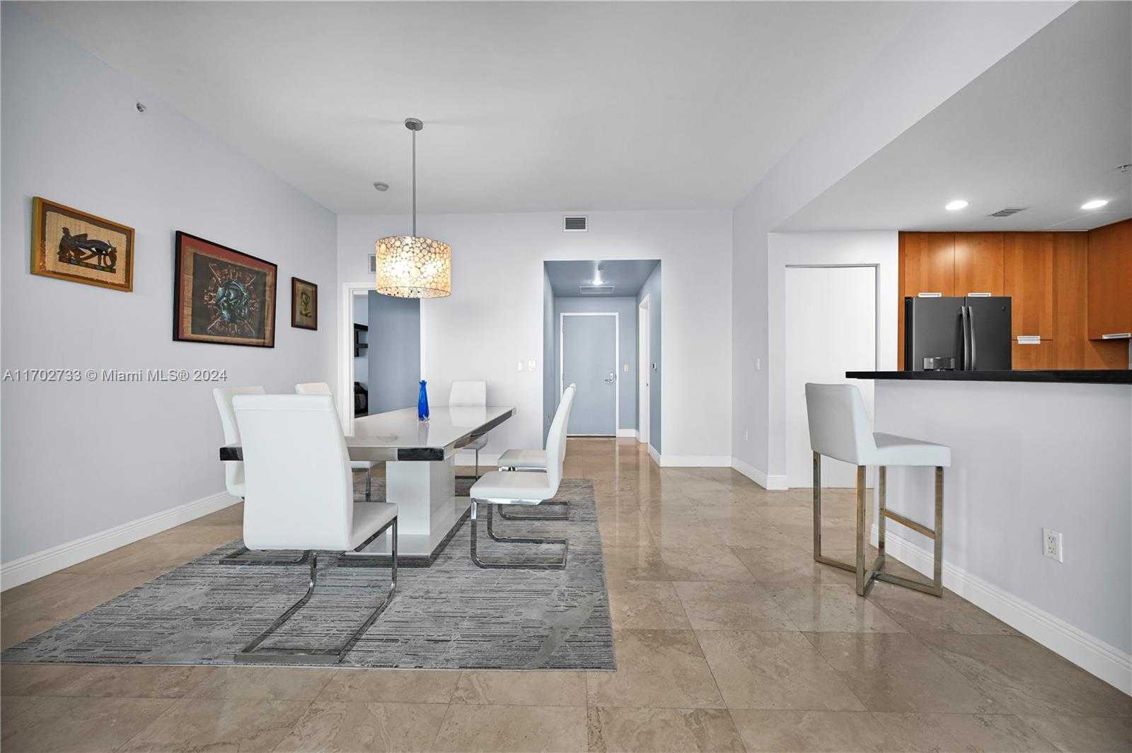 Small Image of 7901 HISPANOLA AVE #1211, North Bay Village Number 4