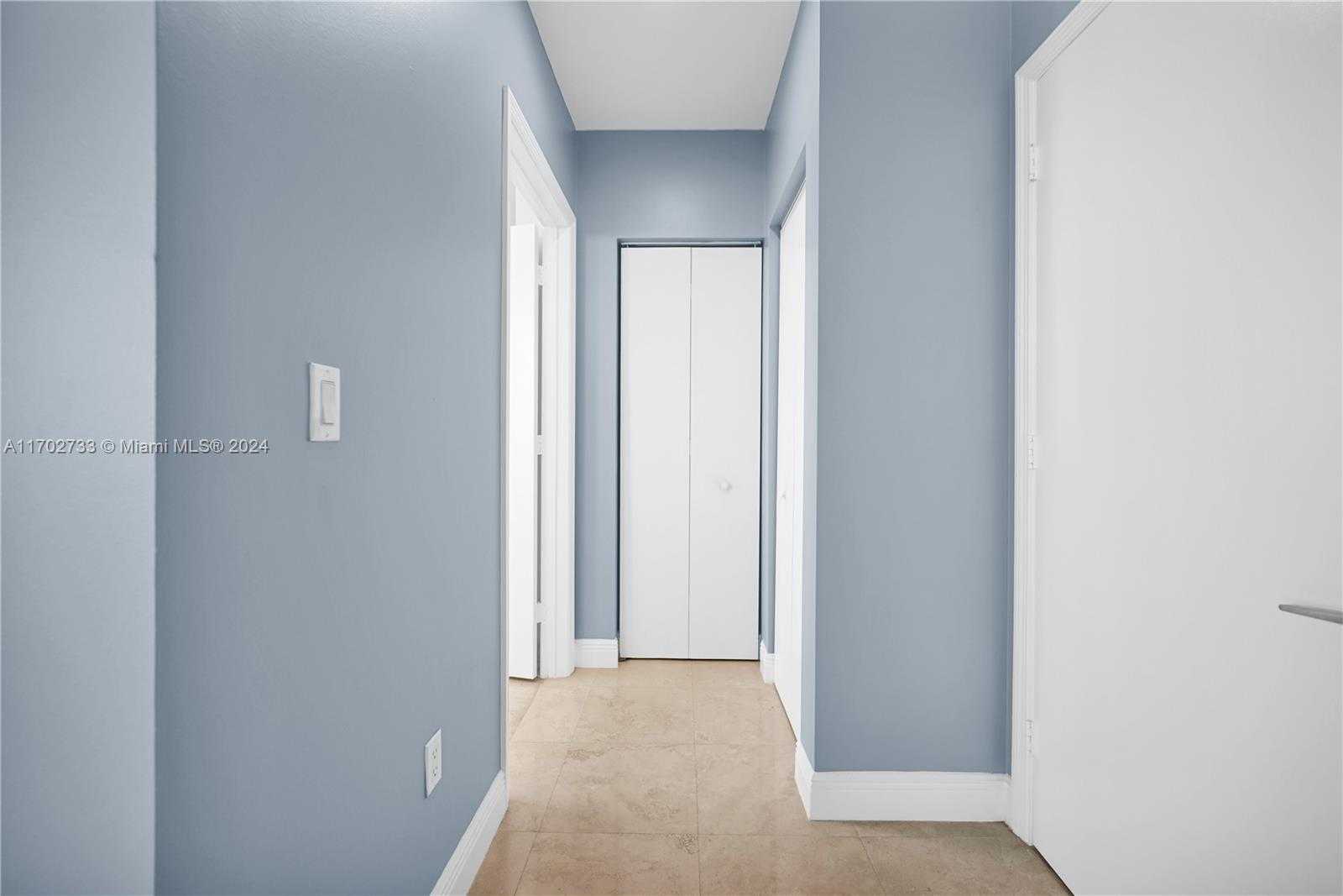 Small Image of 7901 HISPANOLA AVE #1211, North Bay Village Number 40