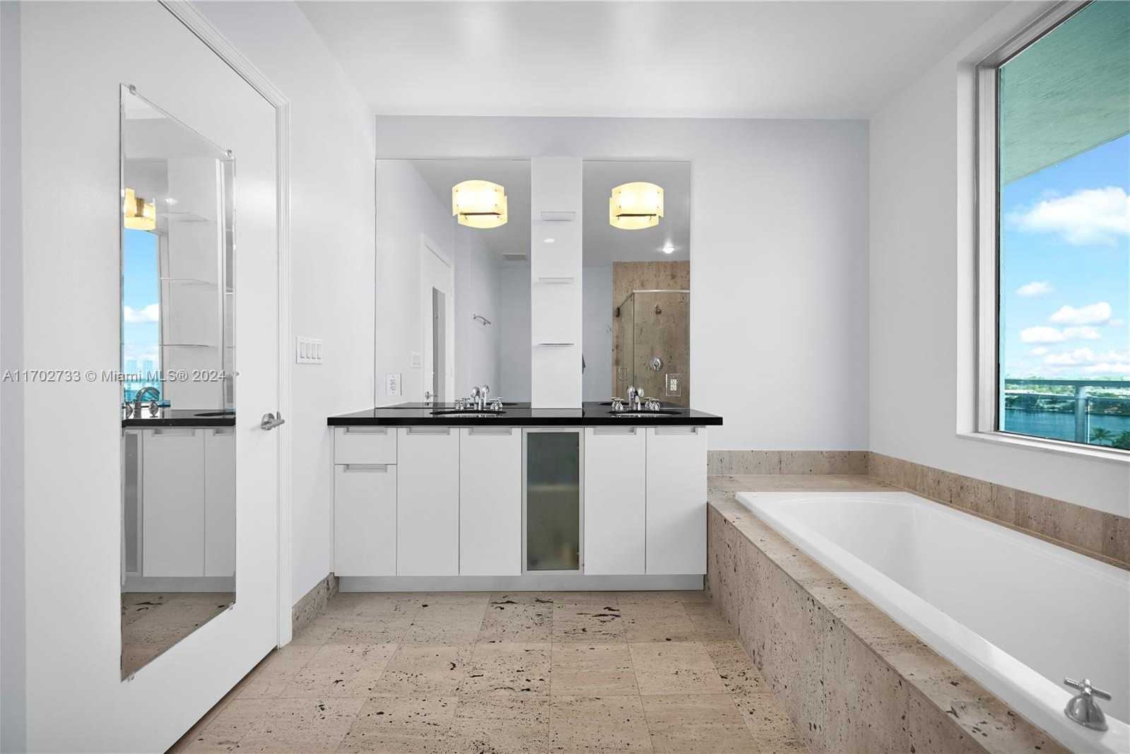 Small Image of 7901 HISPANOLA AVE #1211, North Bay Village Number 41