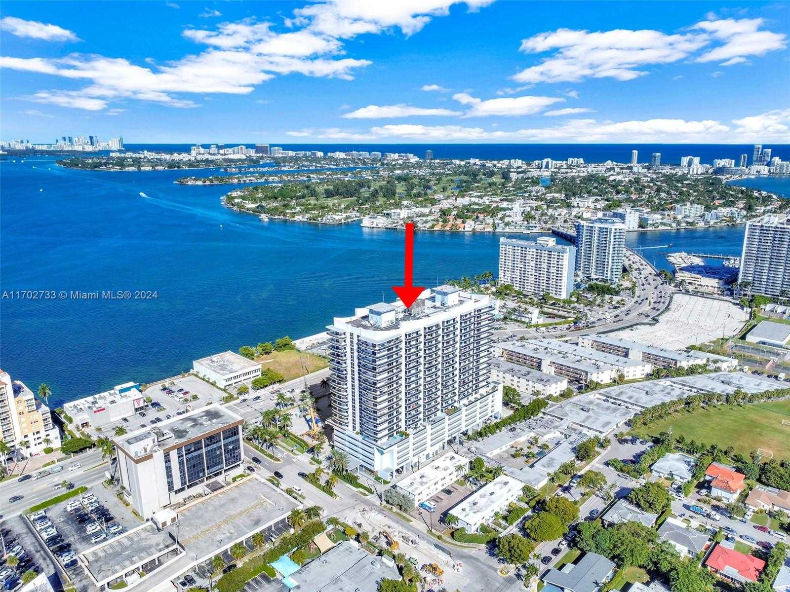 Small Image of 7901 HISPANOLA AVE #1211, North Bay Village Number 47