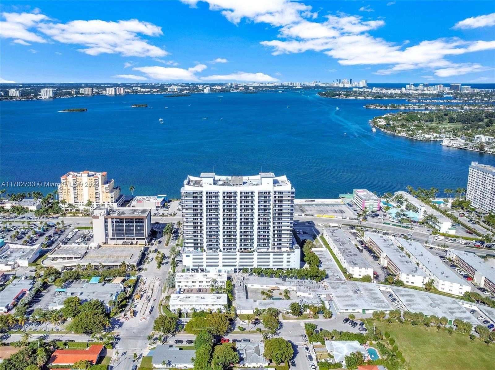 Small Image of 7901 HISPANOLA AVE #1211, North Bay Village Number 48