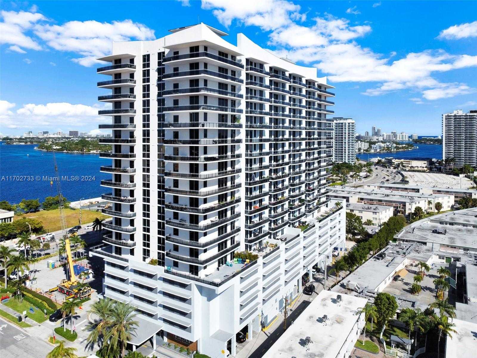 Small Image of 7901 HISPANOLA AVE #1211, North Bay Village Number 55