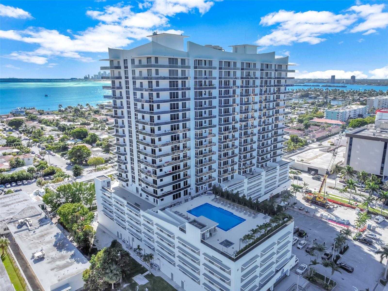 Small Image of 7901 HISPANOLA AVE #1211, North Bay Village Number 58