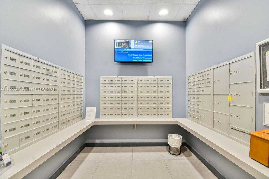 Small Image of 7901 HISPANOLA AVE #1211, North Bay Village Number 68