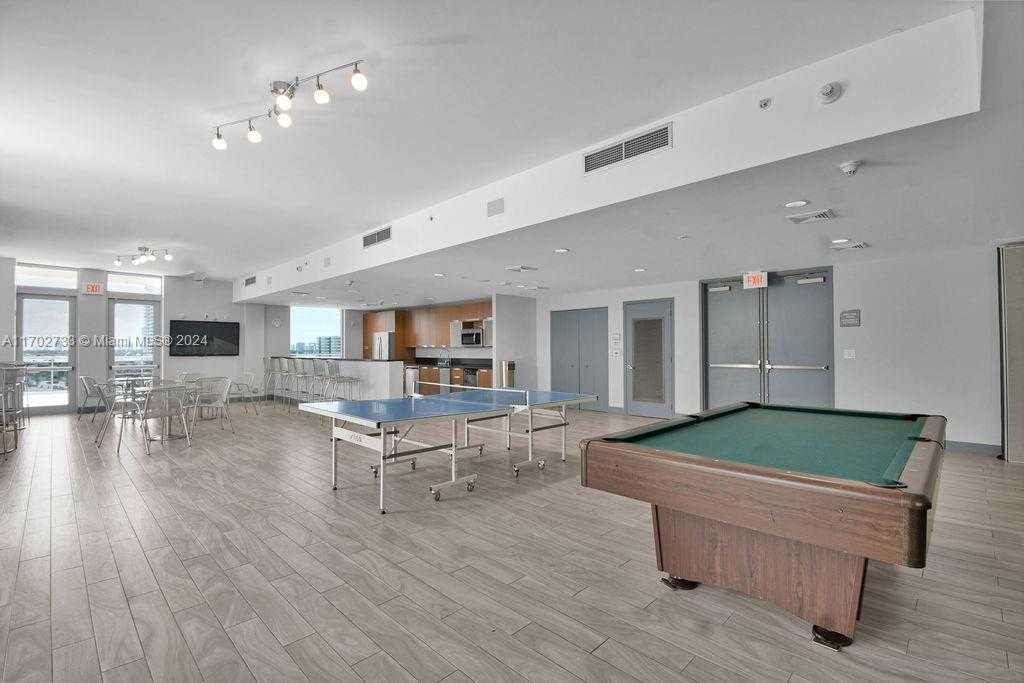 Small Image of 7901 HISPANOLA AVE #1211, North Bay Village Number 72