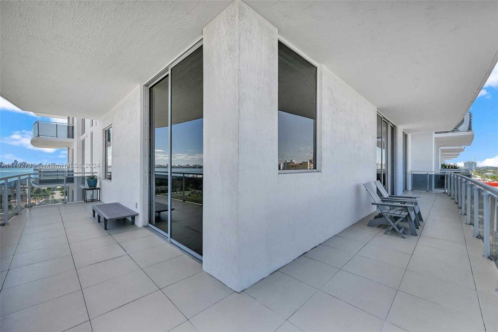 Small Image of 7901 HISPANOLA AVE #1211, North Bay Village Number 85