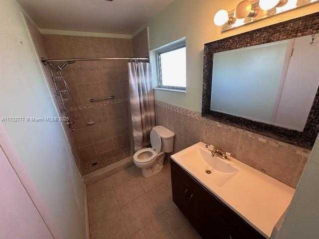 Small Image of 2223 PARK LN #304, Hollywood Number 14