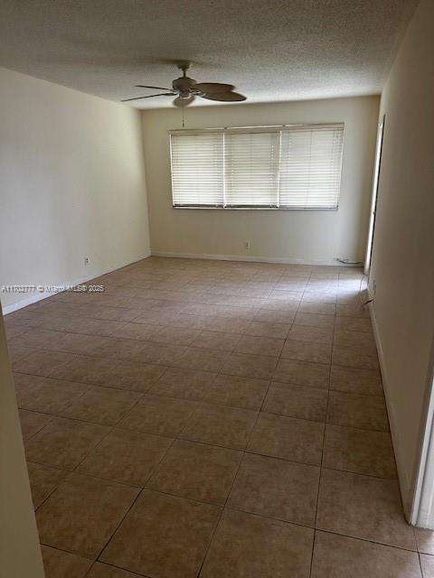 Small Image of 2223 PARK LN #304, Hollywood Number 8