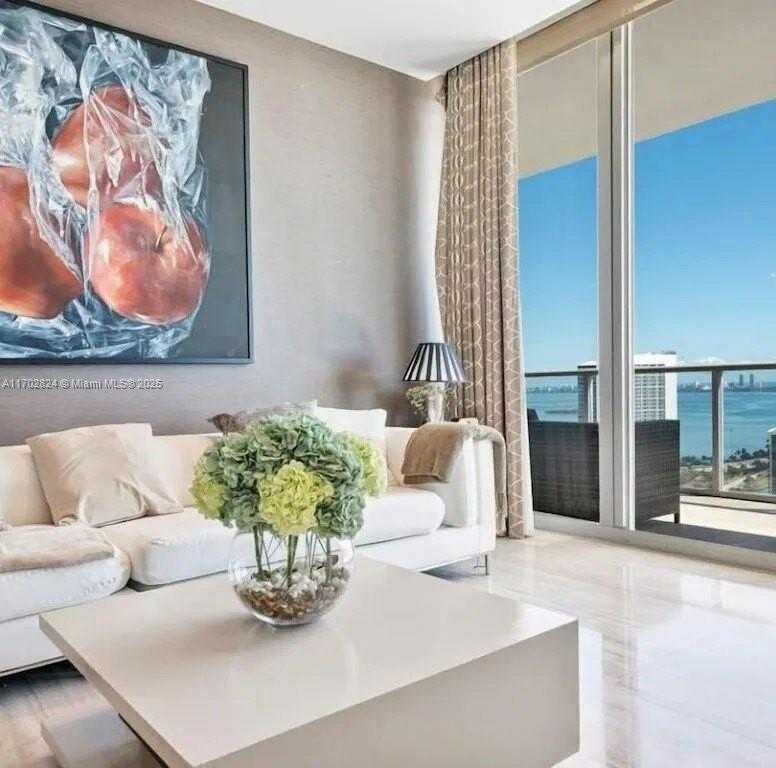 Small Image of 3470 EAST COAST AVE #PH207, Miami Number 14