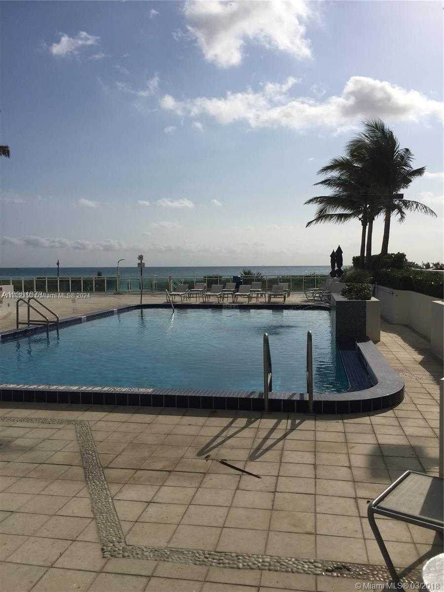 Small Image of 6917 #912, Miami Beach Number 21