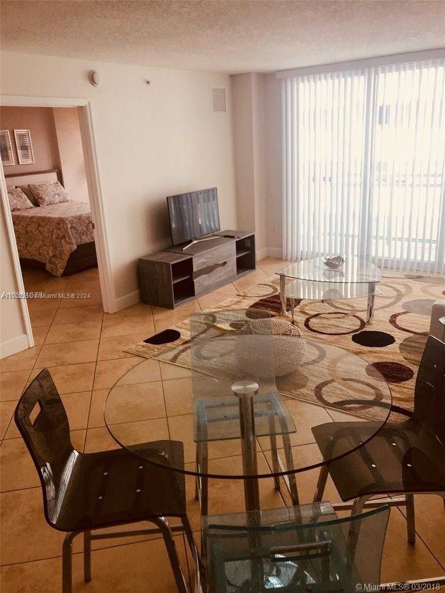 Small Image of 6917 #912, Miami Beach Number 6