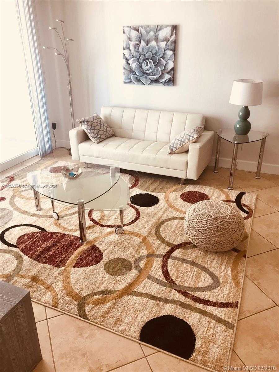 Small Image of 6917 #912, Miami Beach Number 8