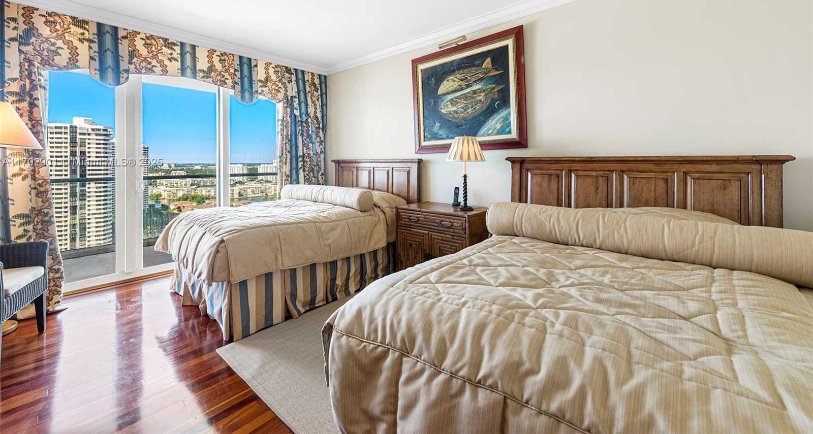 Small Image of 2600 ISLAND BLVD #2502, Aventura Number 20