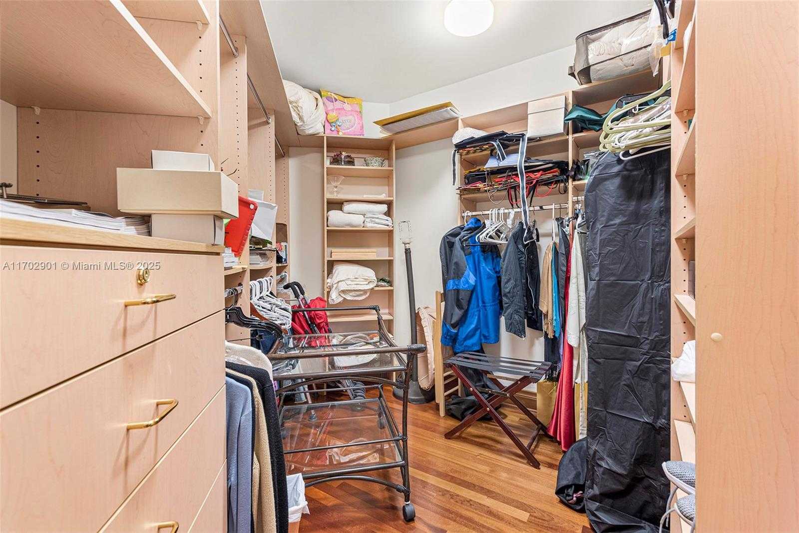 Small Image of 2600 ISLAND BLVD #2502, Aventura Number 30
