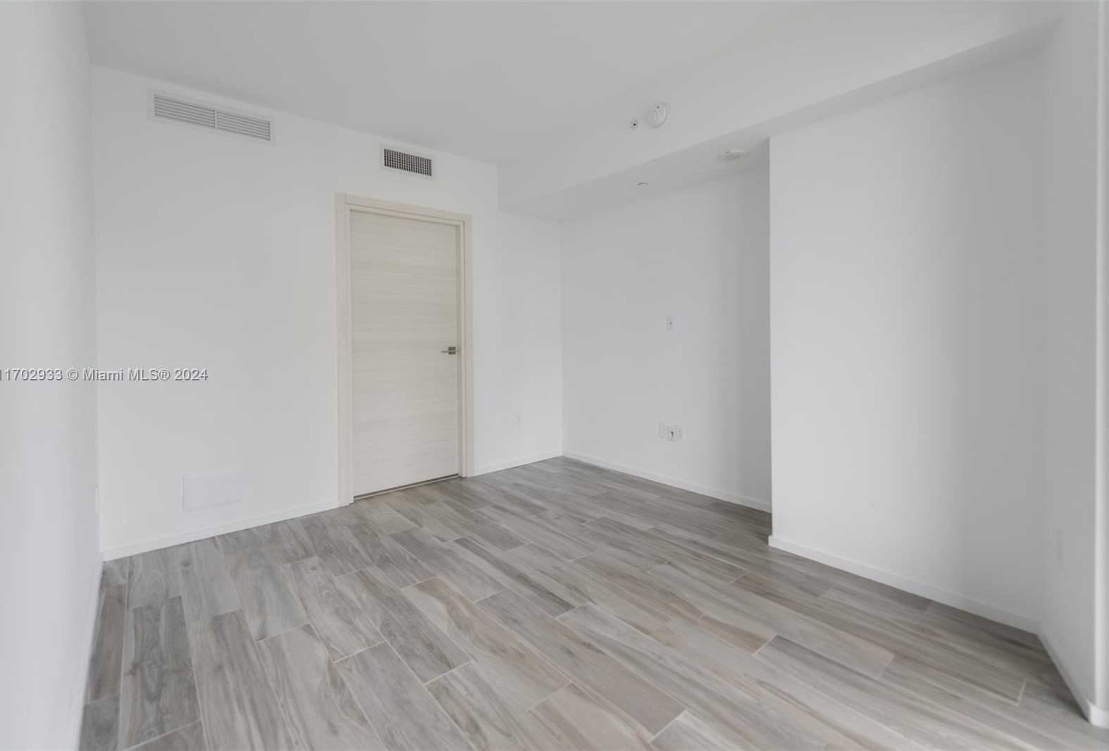Small Image of 801 SOUTH MIAMI AVE #1702, Miami Number 30