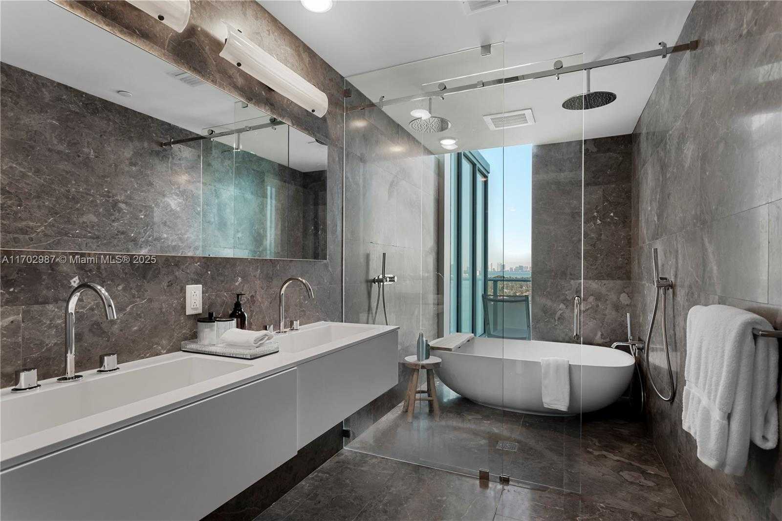 Small Image of 6800 INDIAN CREEK DR #PH2, Miami Beach Number 17