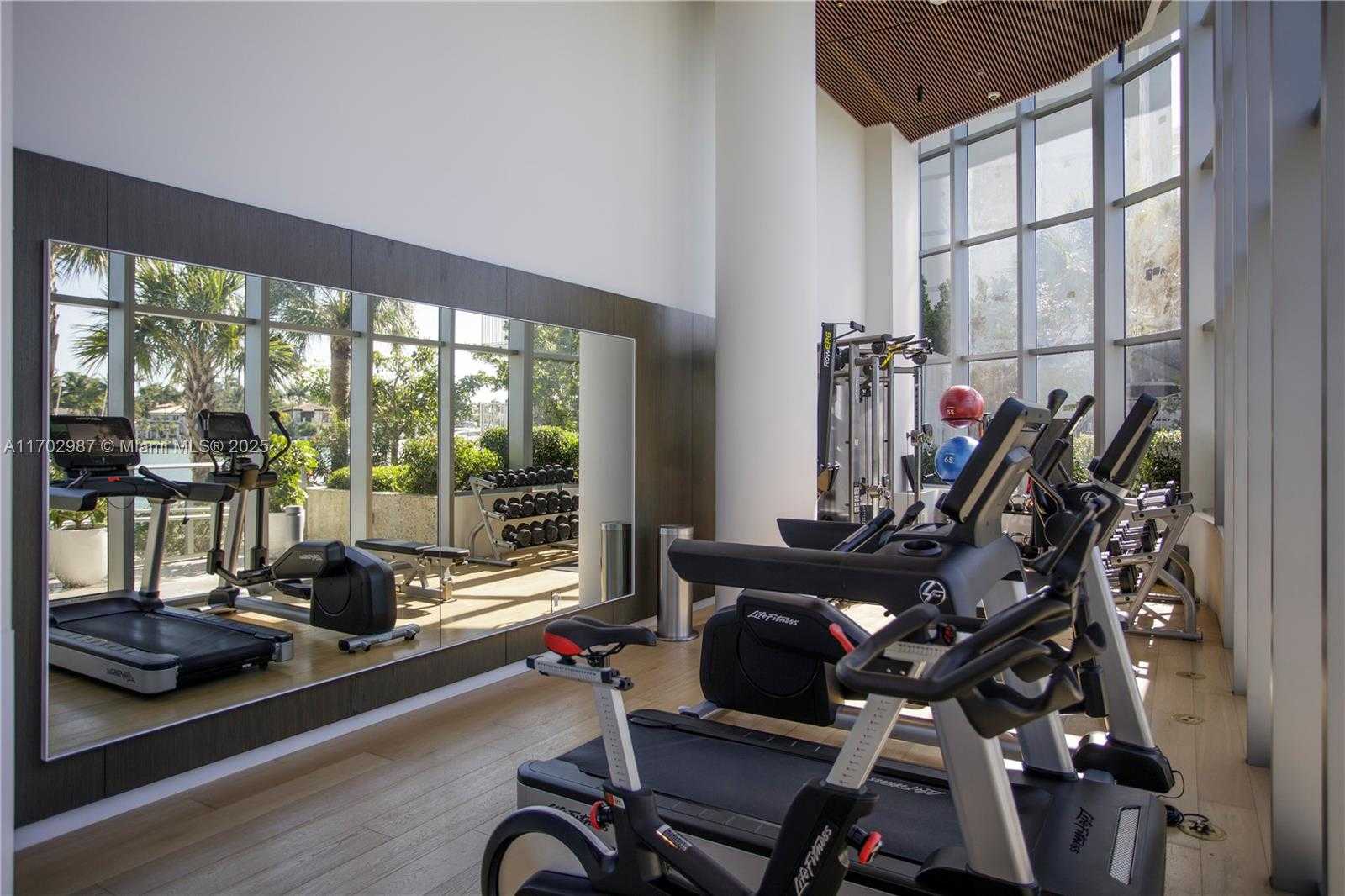 Small Image of 6800 INDIAN CREEK DR #PH2, Miami Beach Number 43