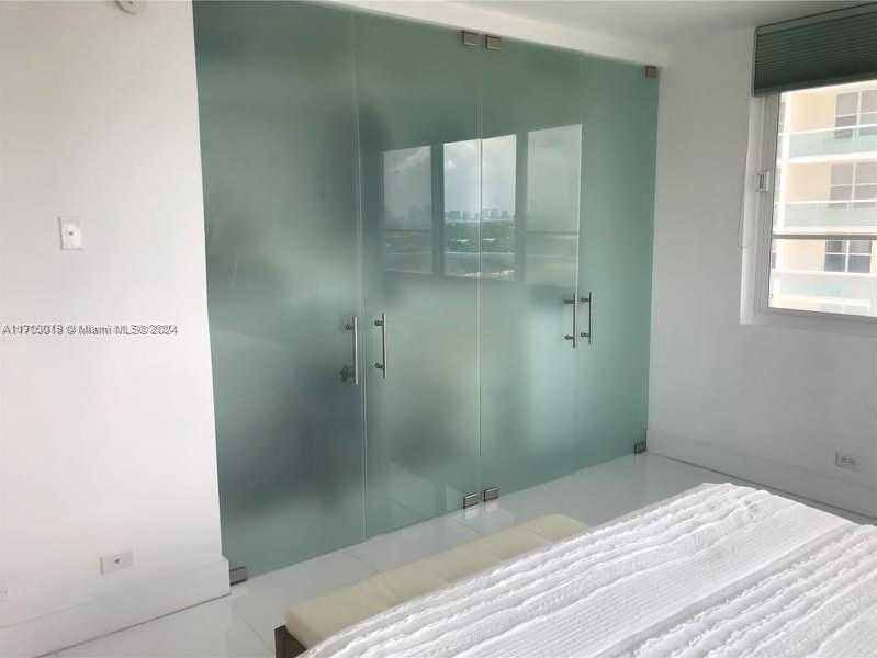 Small Image of 5005 COLLINS AVE #1108, Miami Beach Number 11