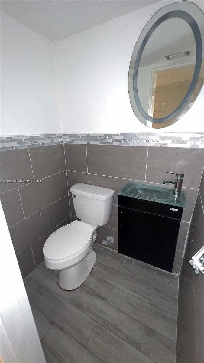 Small Image of 3660 NORTH EAST 166TH ST #607, North Miami Beach Number 10