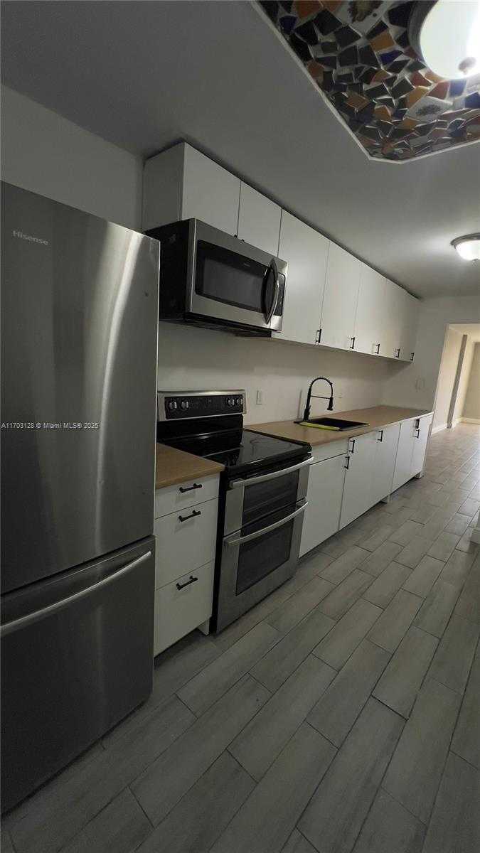 Small Image of 3660 NORTH EAST 166TH ST #607, North Miami Beach Number 12