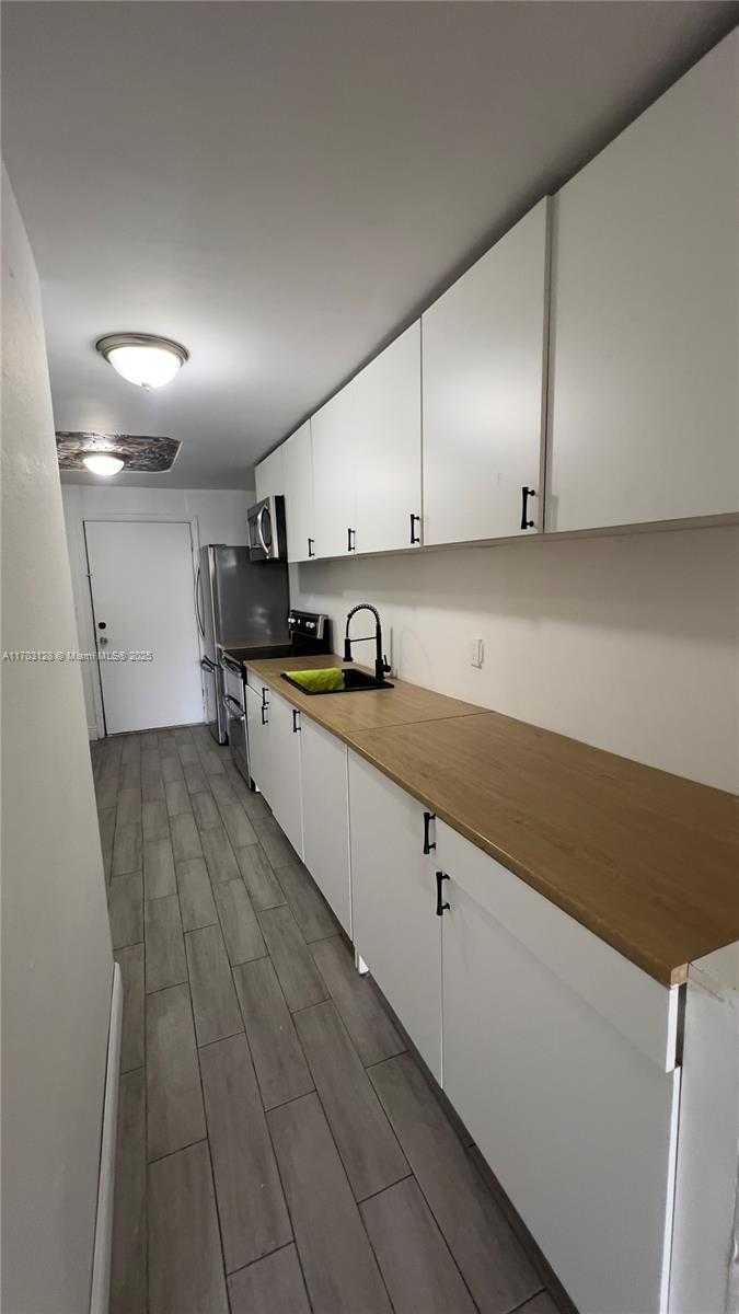 Small Image of 3660 NORTH EAST 166TH ST #607, North Miami Beach Number 13