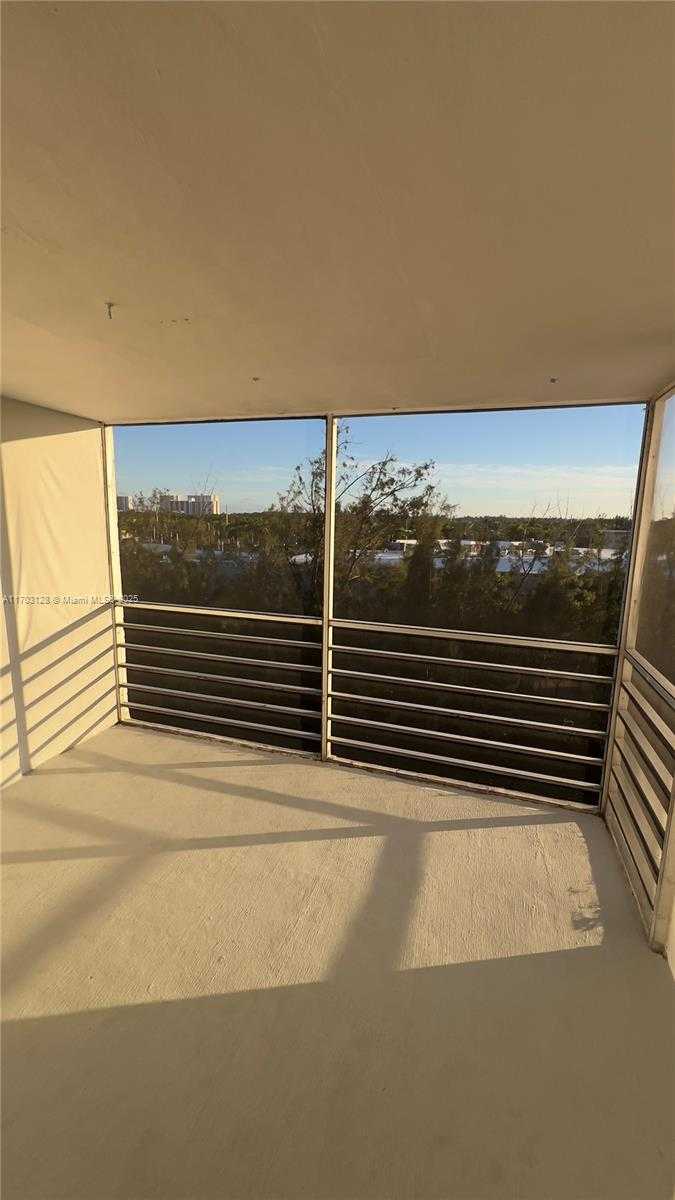 Small Image of 3660 NORTH EAST 166TH ST #607, North Miami Beach Number 24