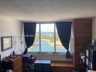 Small Image of 5005 COLLINS AVE #1502, Miami Beach Number 9