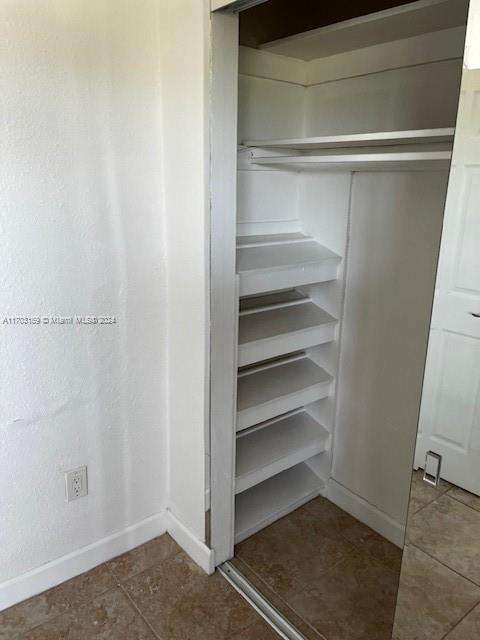 Small Image of 1100 ALTON RD #5D, Miami Beach Number 16