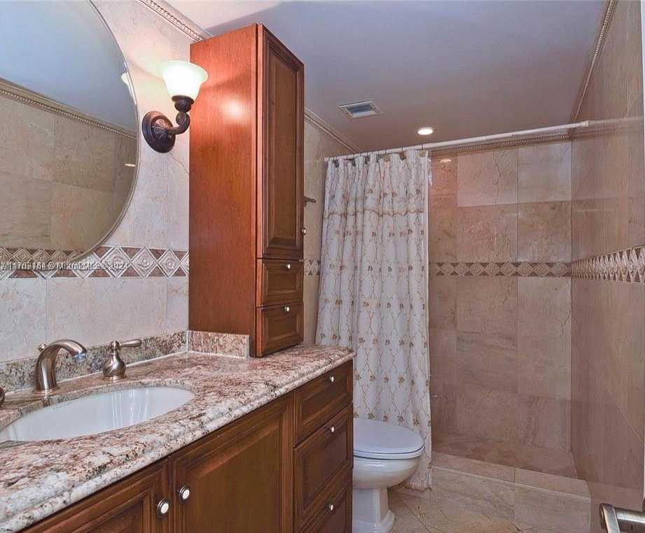 Small Image of 1985 SOUTH OCEAN DR #2F, Hallandale Beach Number 8