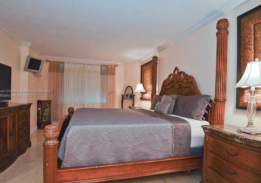Small Image of 1985 SOUTH OCEAN DR #2F, Hallandale Beach Number 9