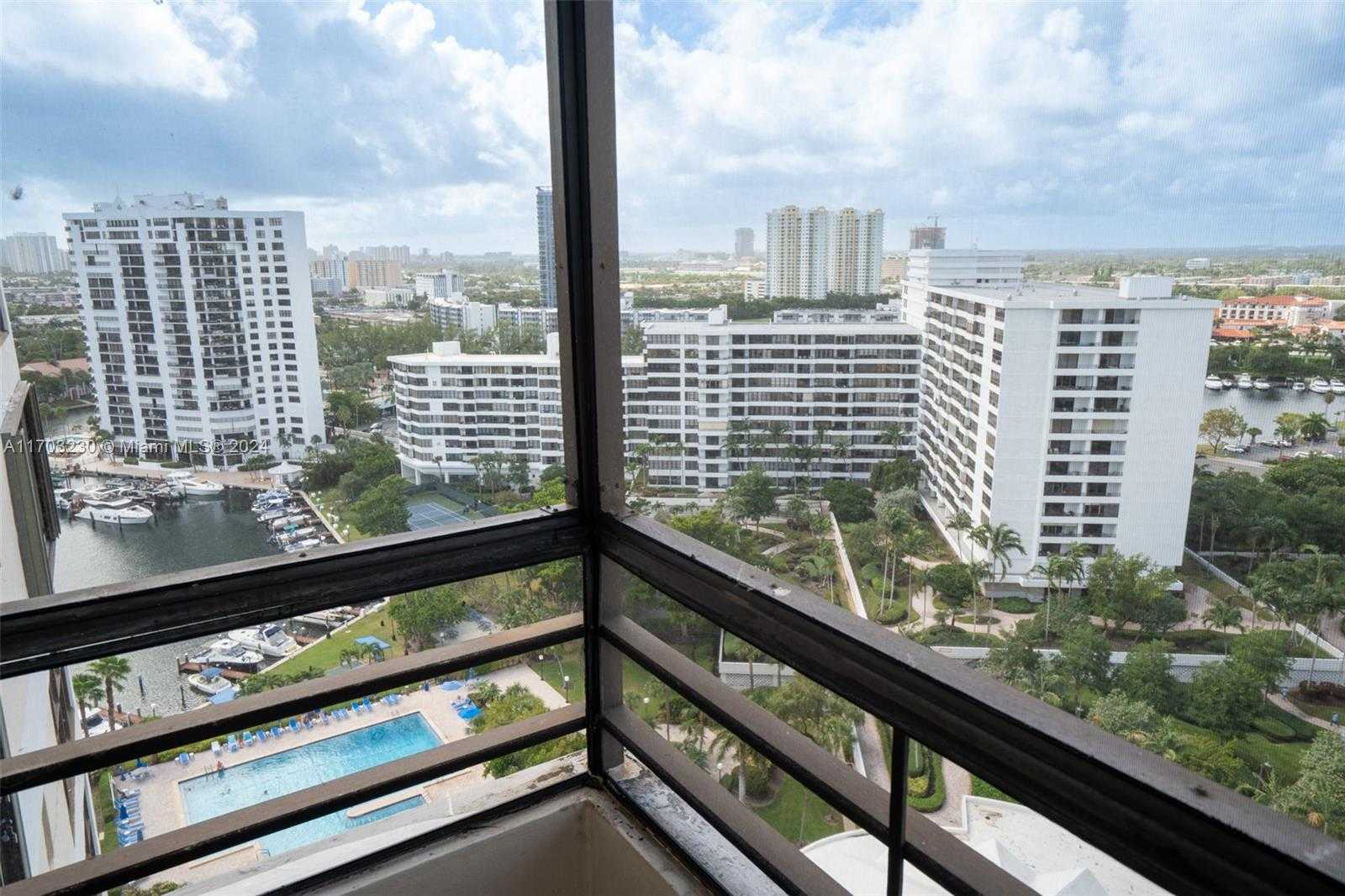 Small Image of 2500 PARKVIEW DR #2020, Hallandale Beach Number 16