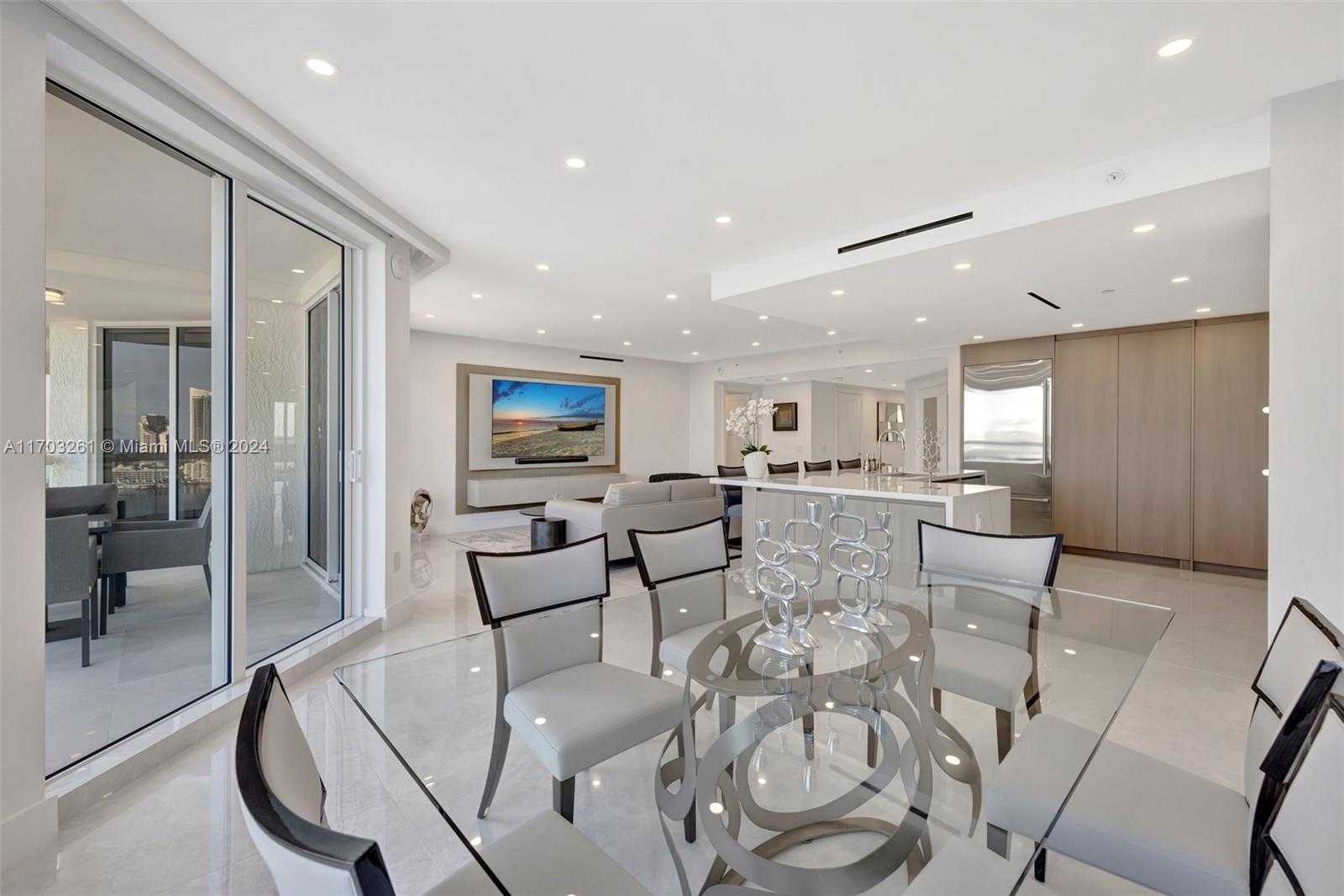 Small Image of 6000 ISLAND BLVD #2304, Aventura Number 16
