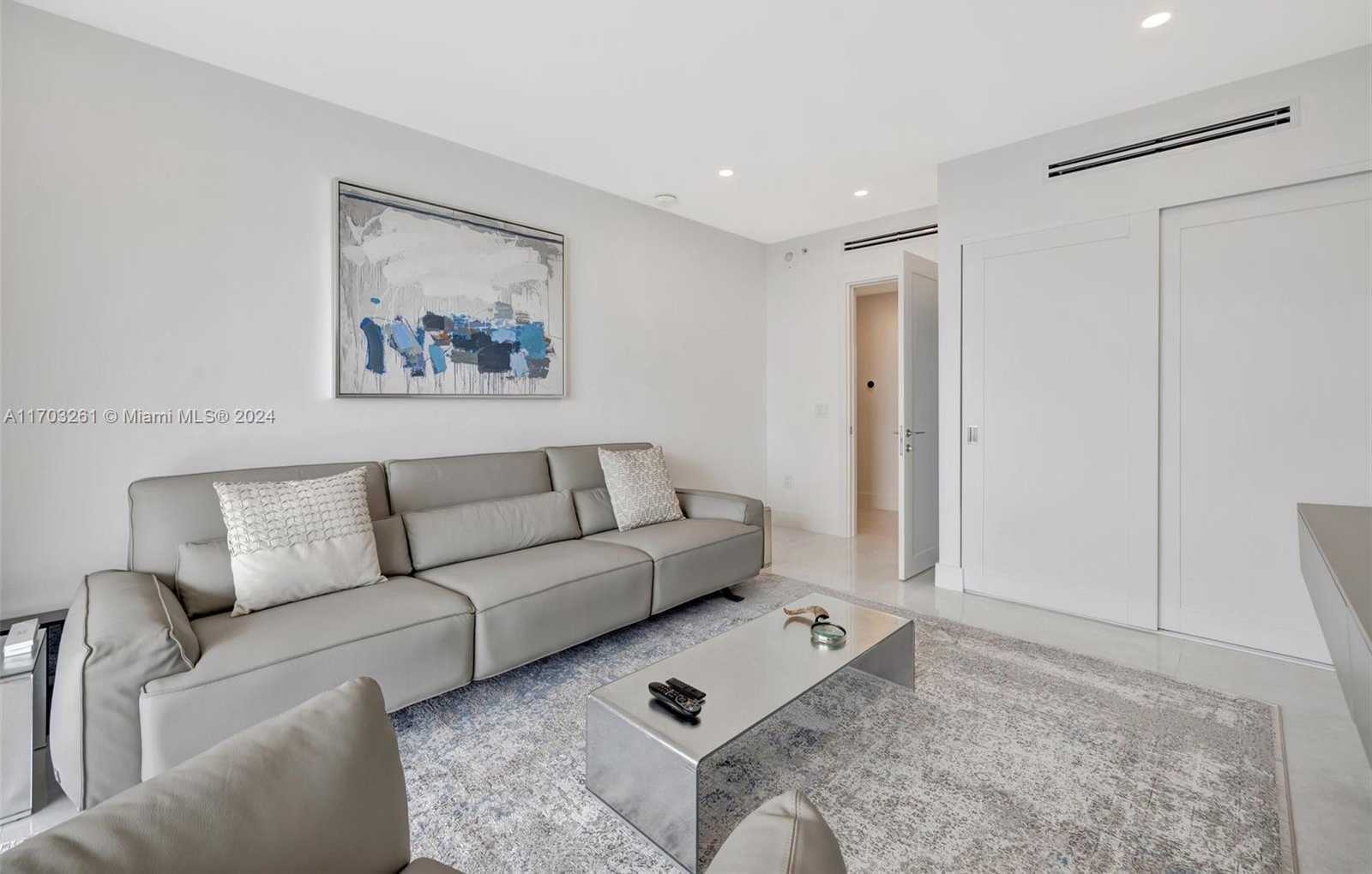 Small Image of 6000 ISLAND BLVD #2304, Aventura Number 17