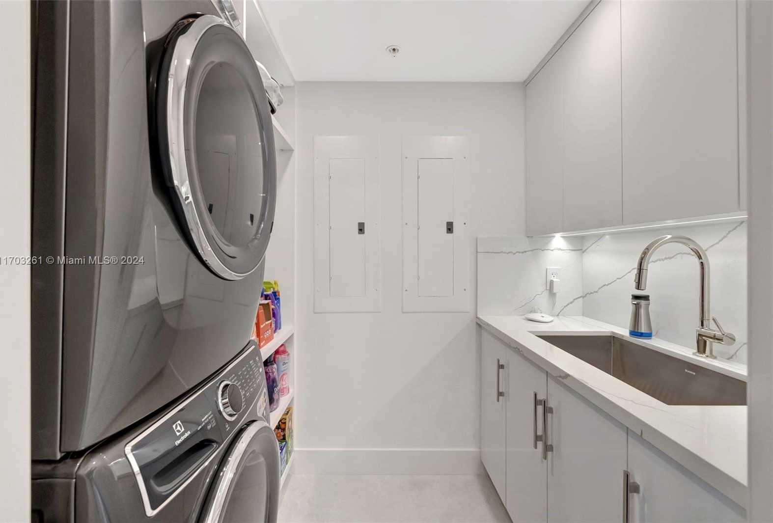 Small Image of 6000 ISLAND BLVD #2304, Aventura Number 24