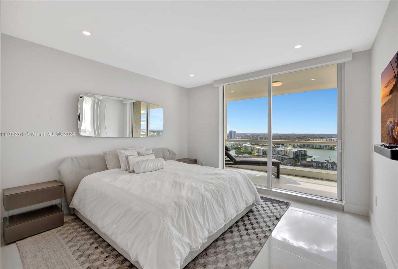 Small Image of 6000 ISLAND BLVD #2304, Aventura Number 25