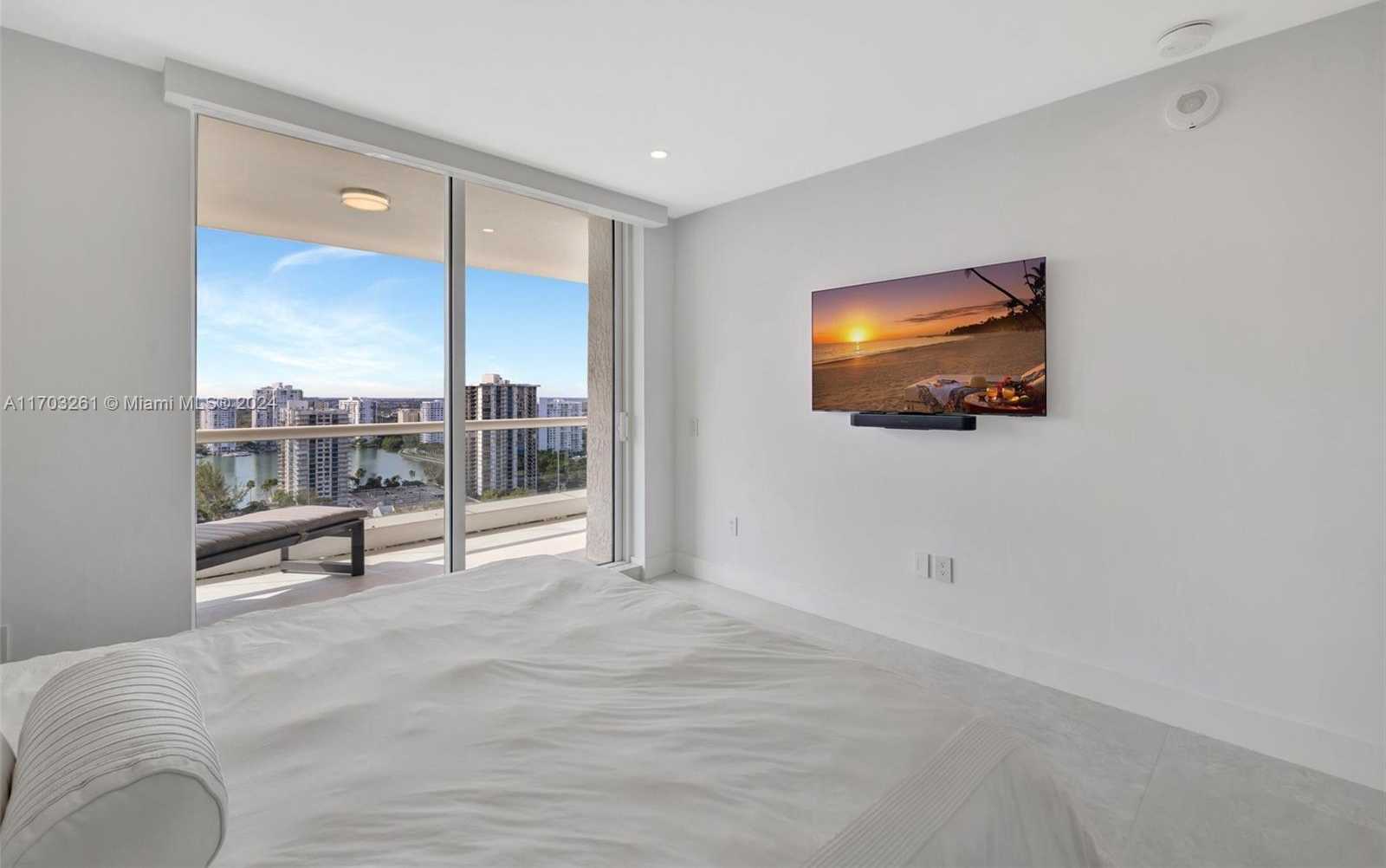 Small Image of 6000 ISLAND BLVD #2304, Aventura Number 27