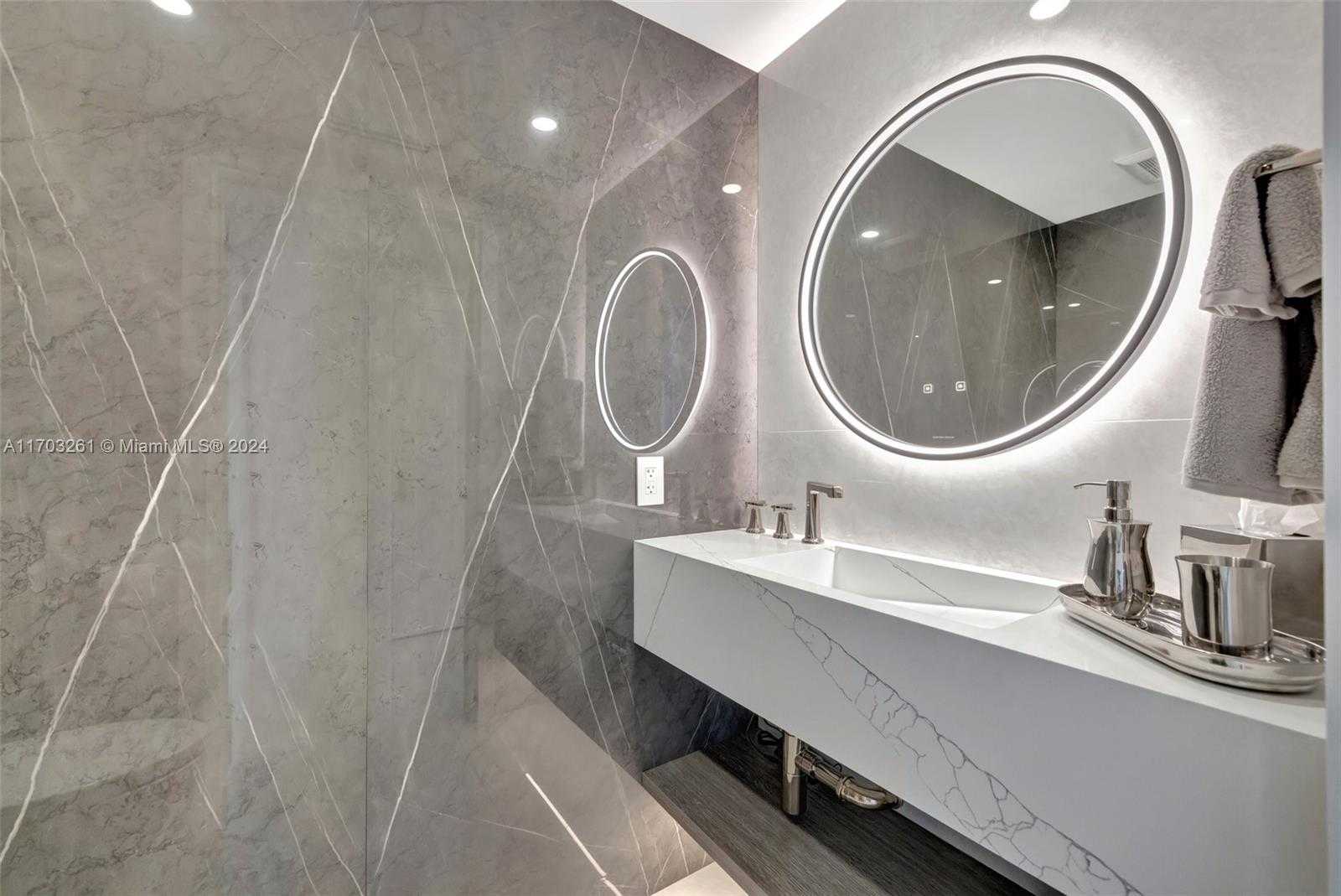 Small Image of 6000 ISLAND BLVD #2304, Aventura Number 29