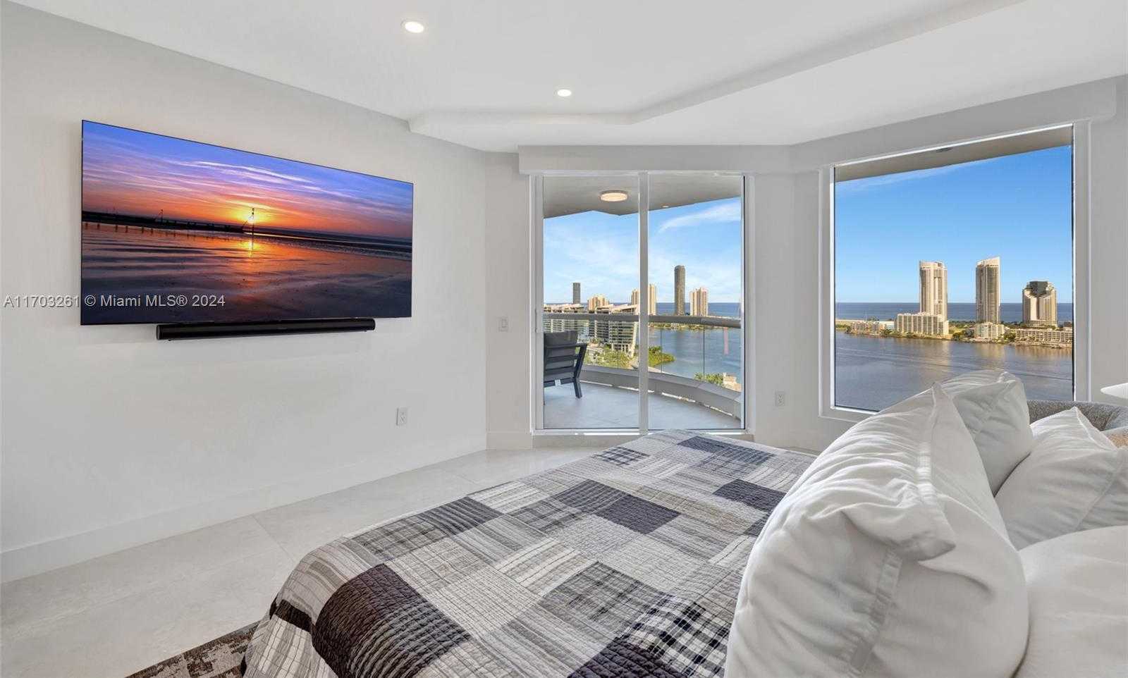 Small Image of 6000 ISLAND BLVD #2304, Aventura Number 37