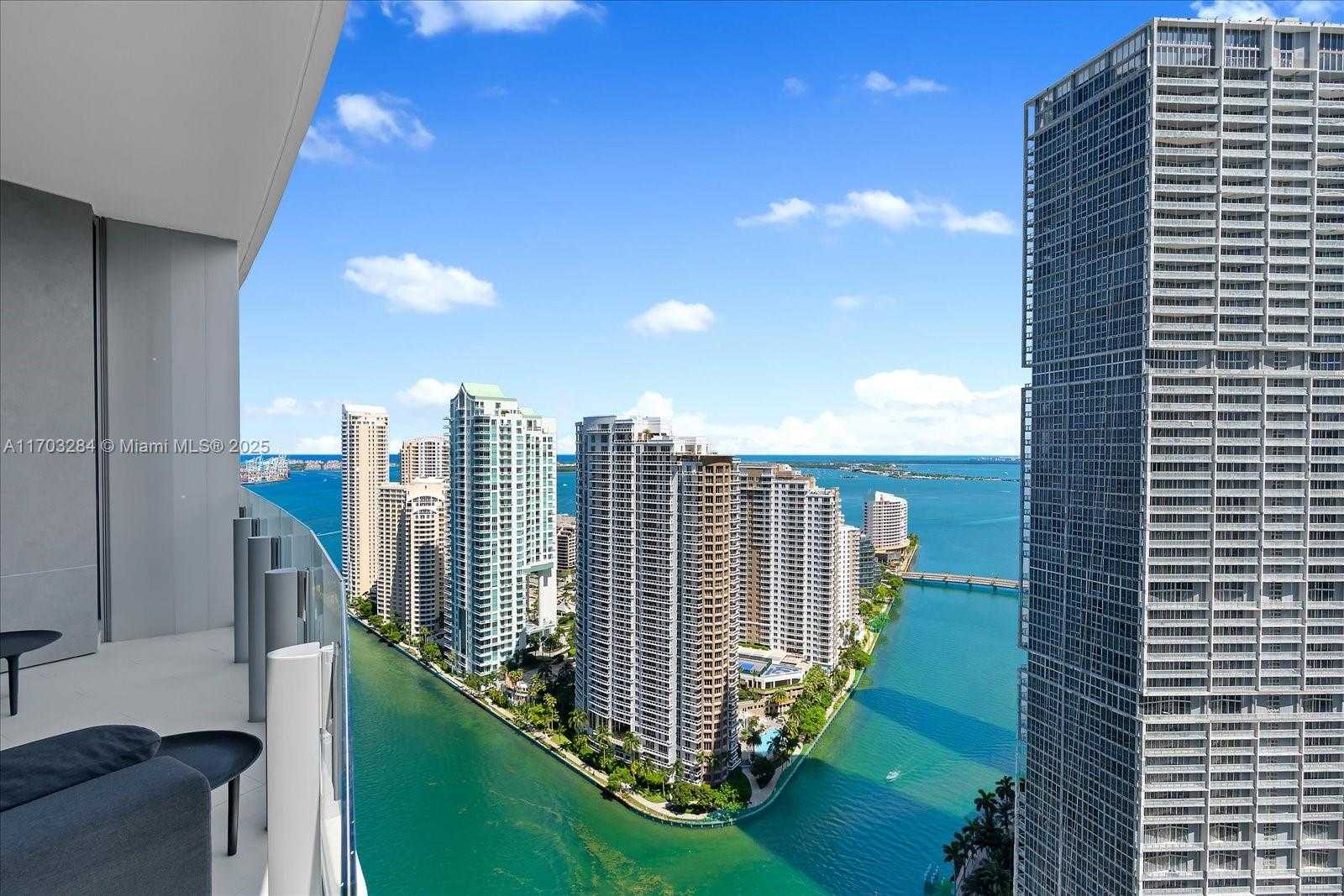 Small Image of 300 BISCAYNE BLVD WAY #3407, Miami Number 11