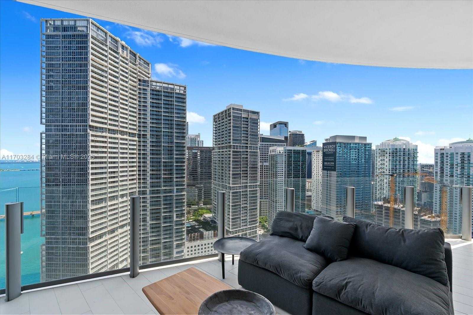 Small Image of 300 BISCAYNE BLVD WAY #3407, Miami Number 12