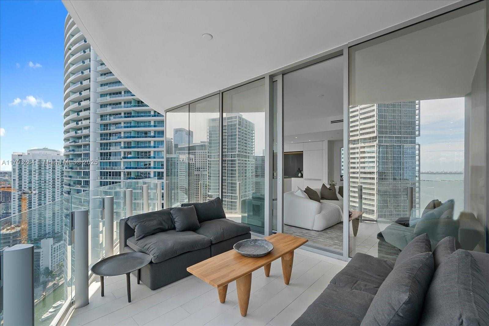 Small Image of 300 BISCAYNE BLVD WAY #3407, Miami Number 13