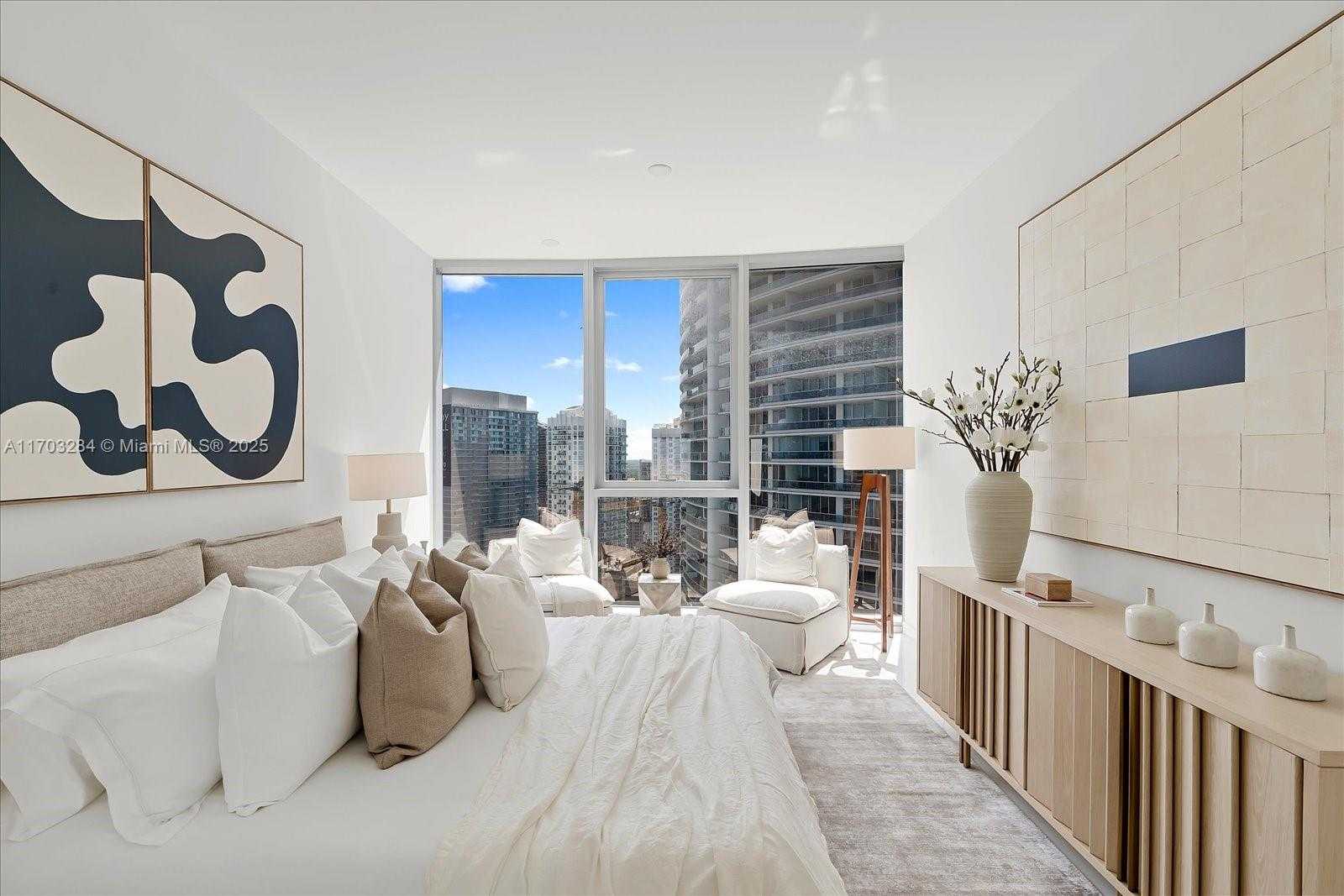 Small Image of 300 BISCAYNE BLVD WAY #3407, Miami Number 17