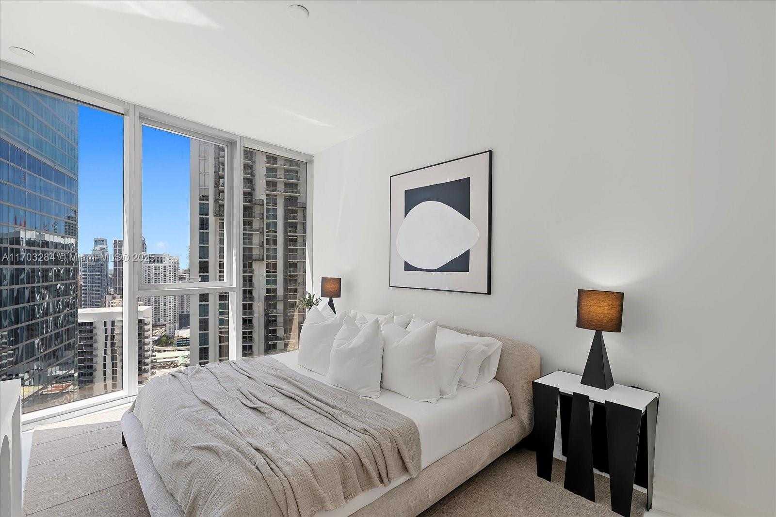 Small Image of 300 BISCAYNE BLVD WAY #3407, Miami Number 22