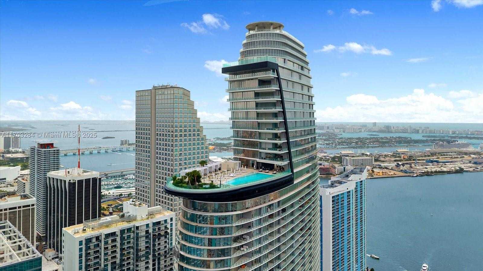 Small Image of 300 BISCAYNE BLVD WAY #3407, Miami Number 33